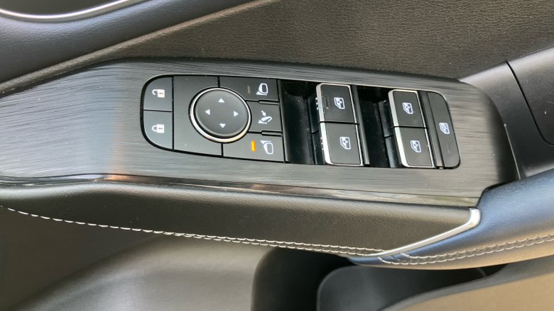 Nissan Qashqai 1.3 DiG-T MH 158 Tekna 5dr Xtronic Petrol Hatchback